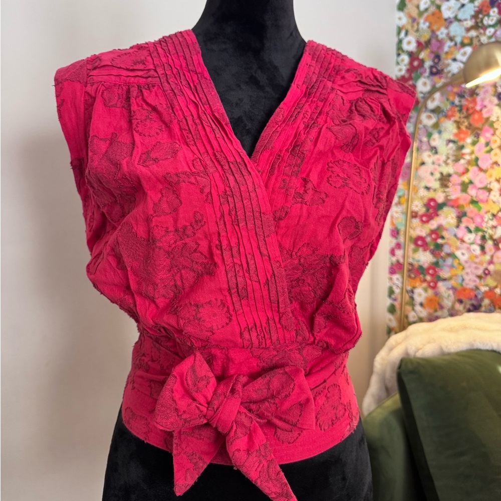 Women's Red Sleeveless Top